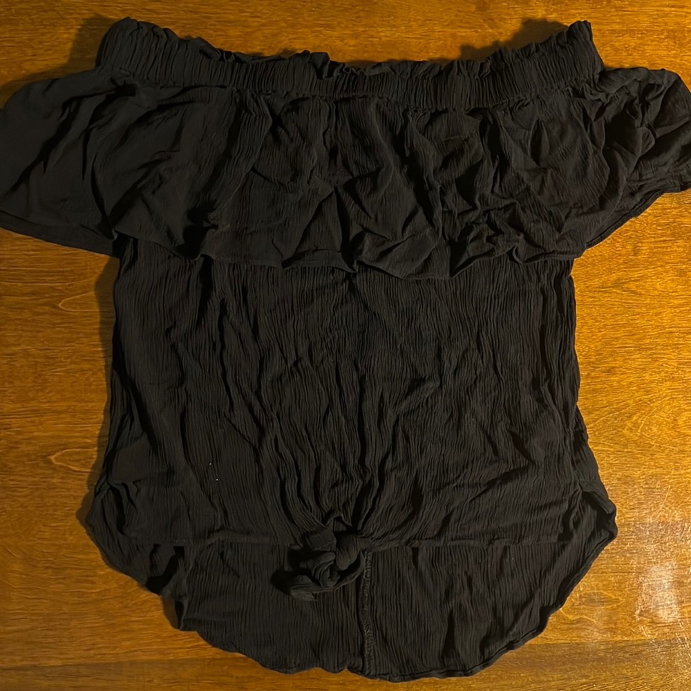 Black, off the shoulder, tie front, Apt 9 top